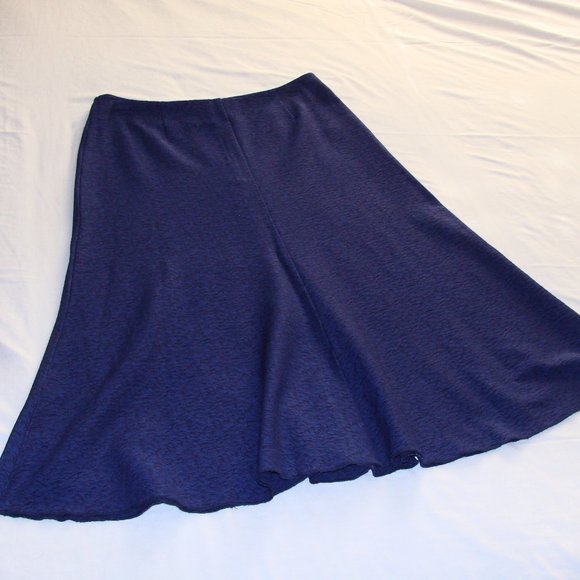 CABi Blue/Black TEXTURED A-Line SKIRT Sz 4 - Picture 1 of 5